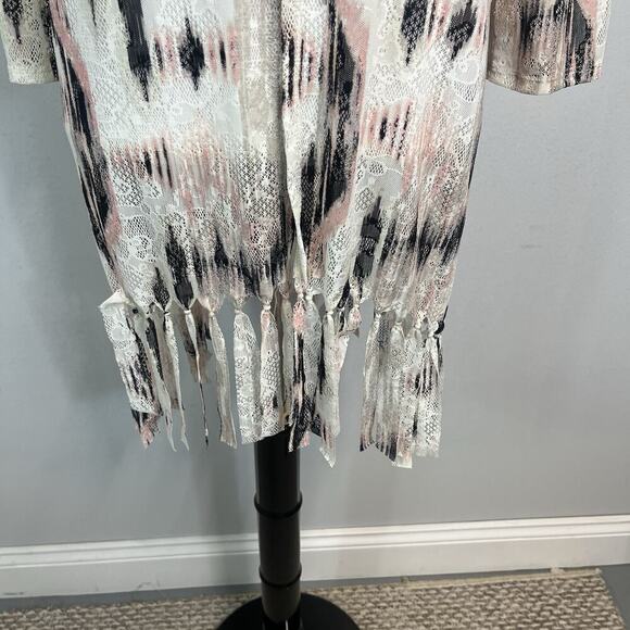 Chico's Travelers Collection Cardigan Coverup size 6 8/1 Pink Black Lace Fringe - Picture 6 of 8